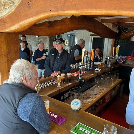 Ty Dderw Country Inn Moelfre Esterno foto