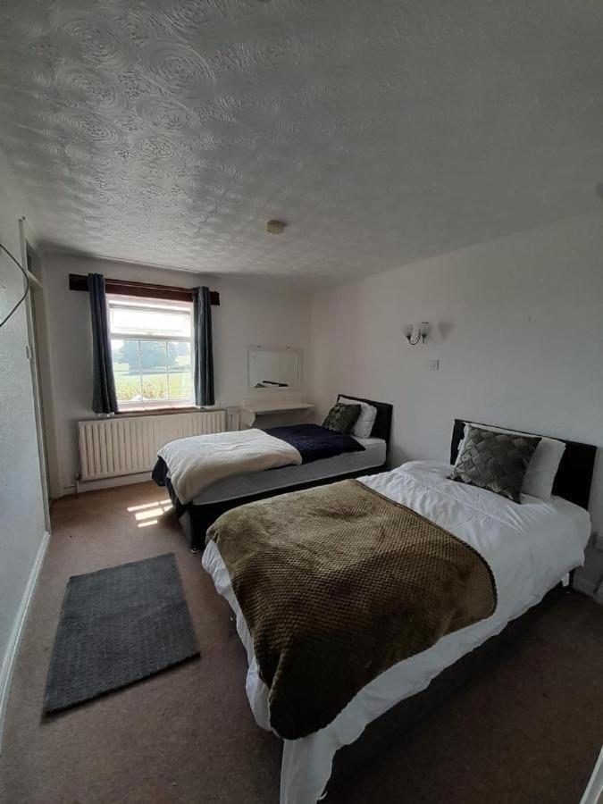 Ty Dderw Country Inn Moelfre Esterno foto