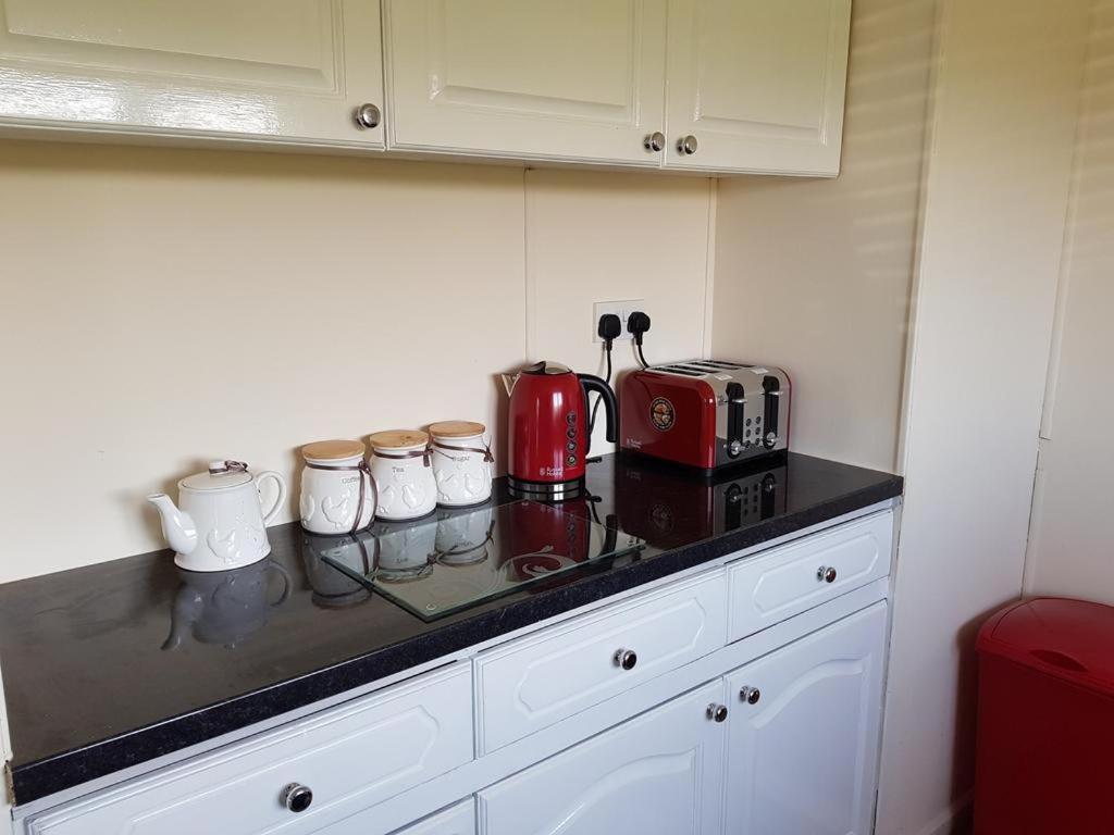 Ty Dderw Country Inn Moelfre Camera foto