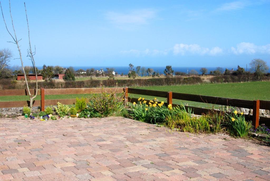Ty Dderw Country Inn Moelfre Esterno foto