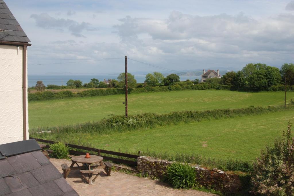 Ty Dderw Country Inn Moelfre Camera foto