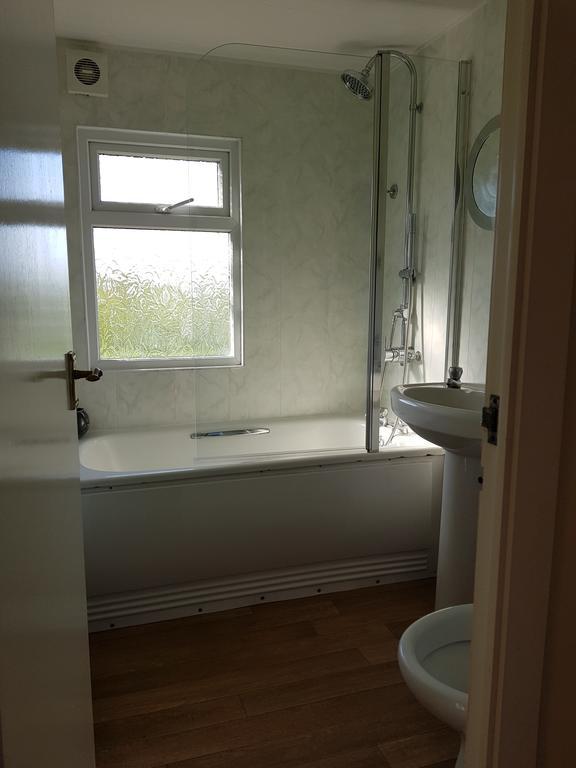 Ty Dderw Country Inn Moelfre Esterno foto