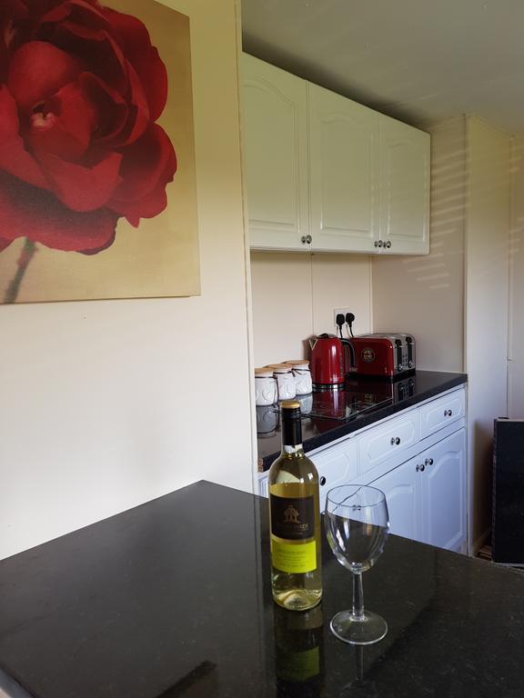 Ty Dderw Country Inn Moelfre Esterno foto